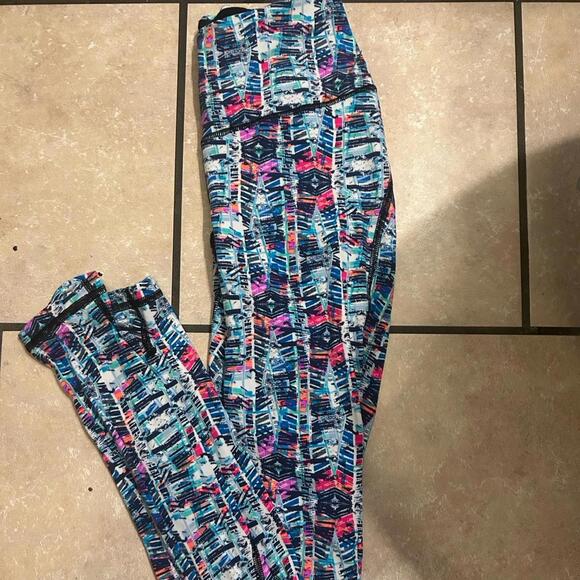 New Victorias Secret Leggings Says Size XS Fits Like Small - Picture 1 of 2